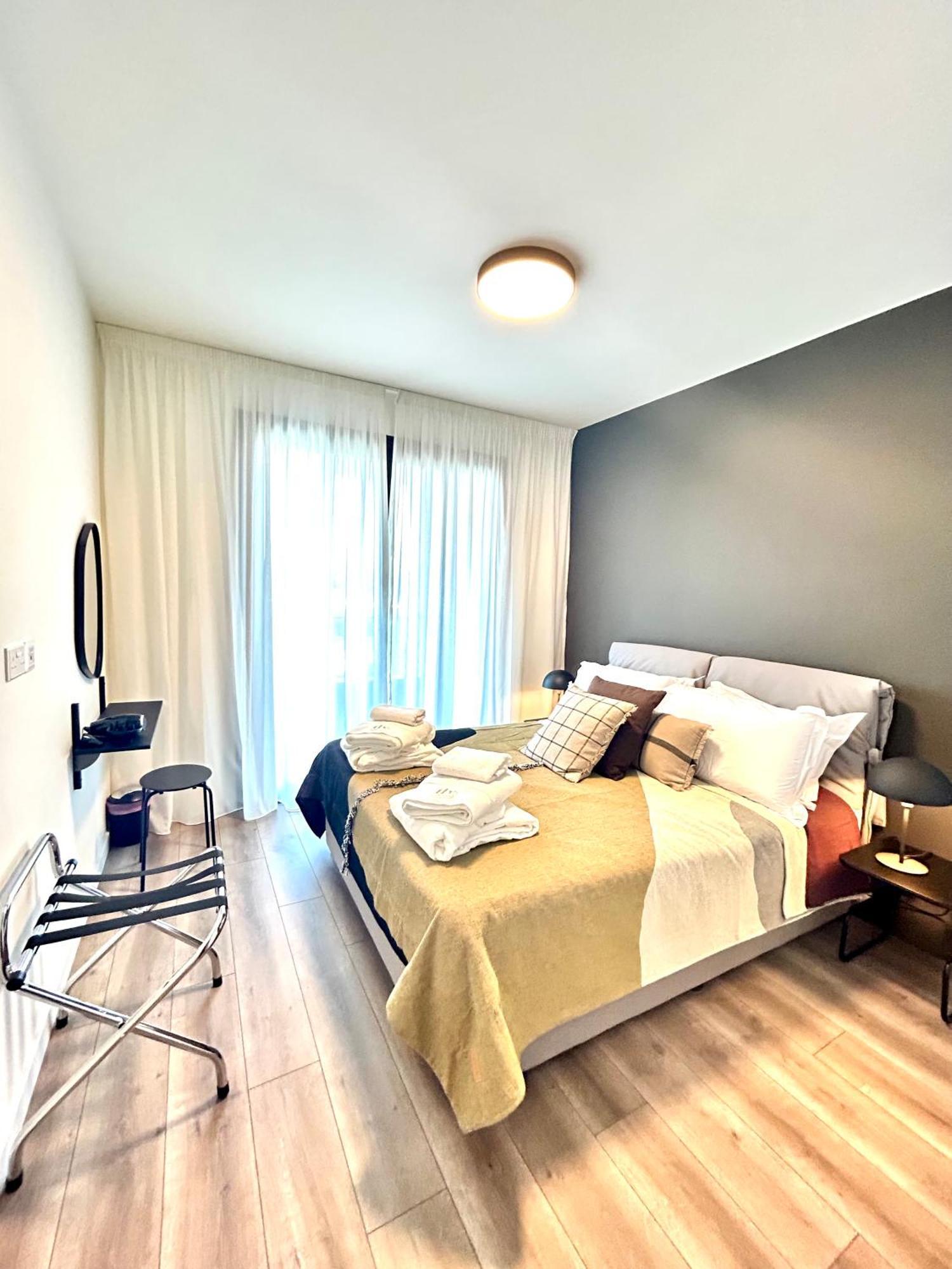 Sunset Gardens - Holiday Apartments - By Tlv Living リマソール エクステリア 写真