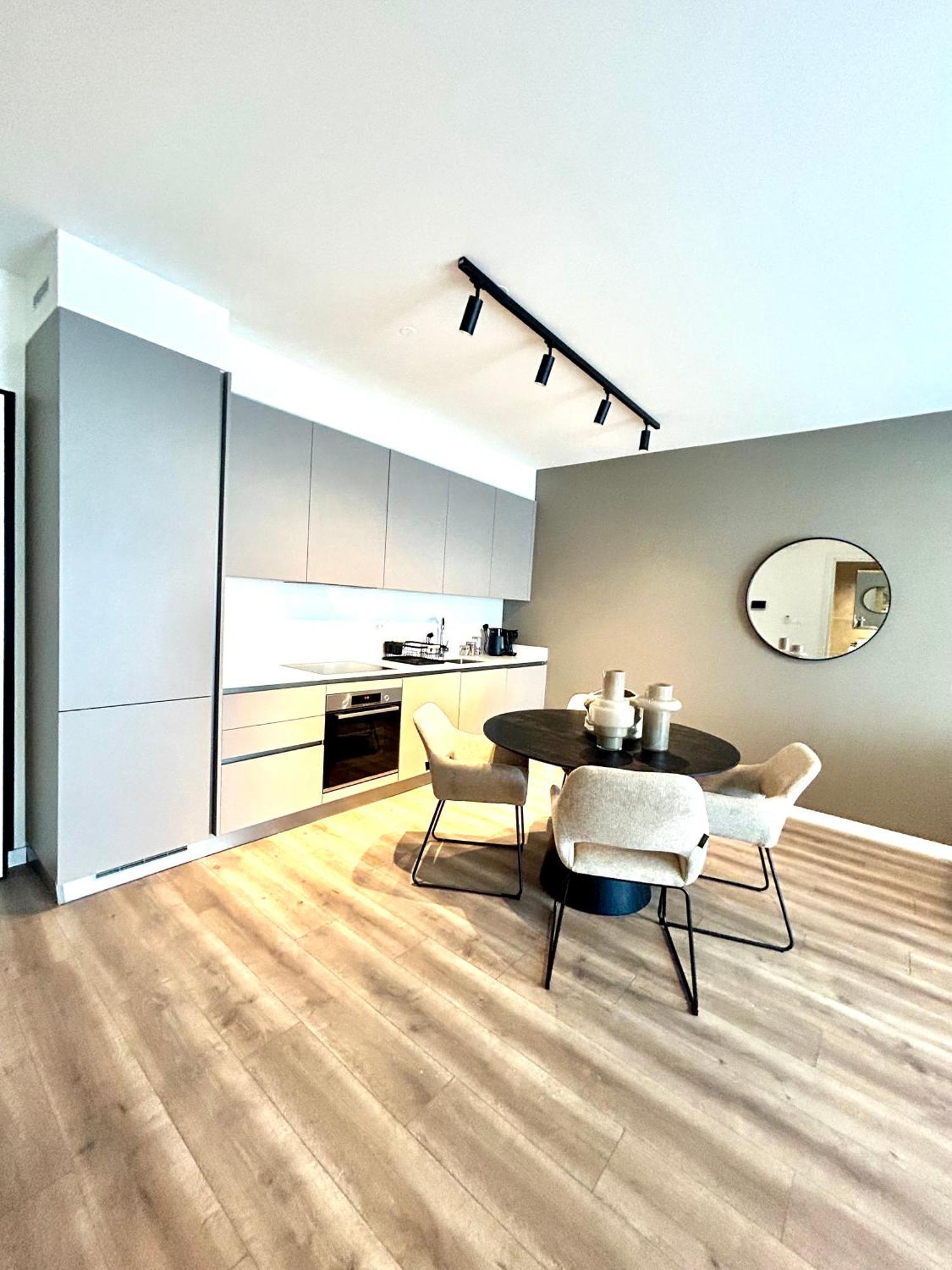 Sunset Gardens - Holiday Apartments - By Tlv Living リマソール エクステリア 写真