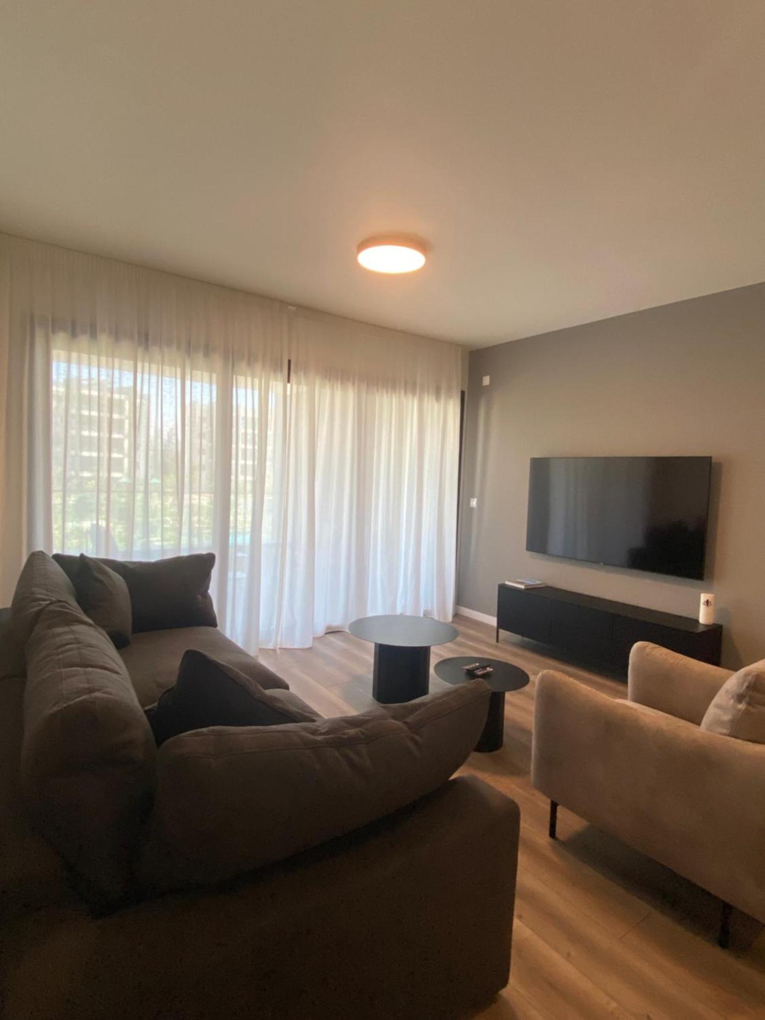 Sunset Gardens - Holiday Apartments - By Tlv Living リマソール エクステリア 写真