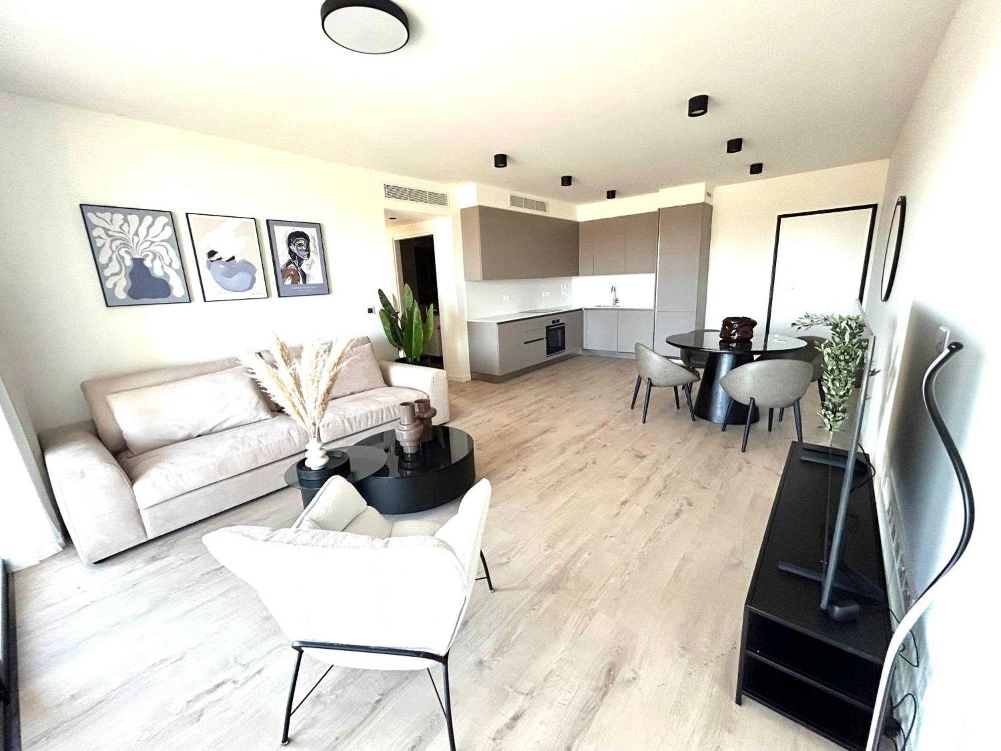 Sunset Gardens - Holiday Apartments - By Tlv Living リマソール エクステリア 写真