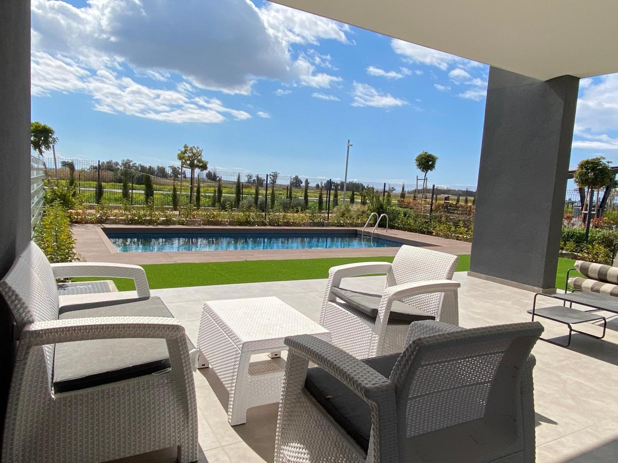 Sunset Gardens - Holiday Apartments - By Tlv Living リマソール エクステリア 写真