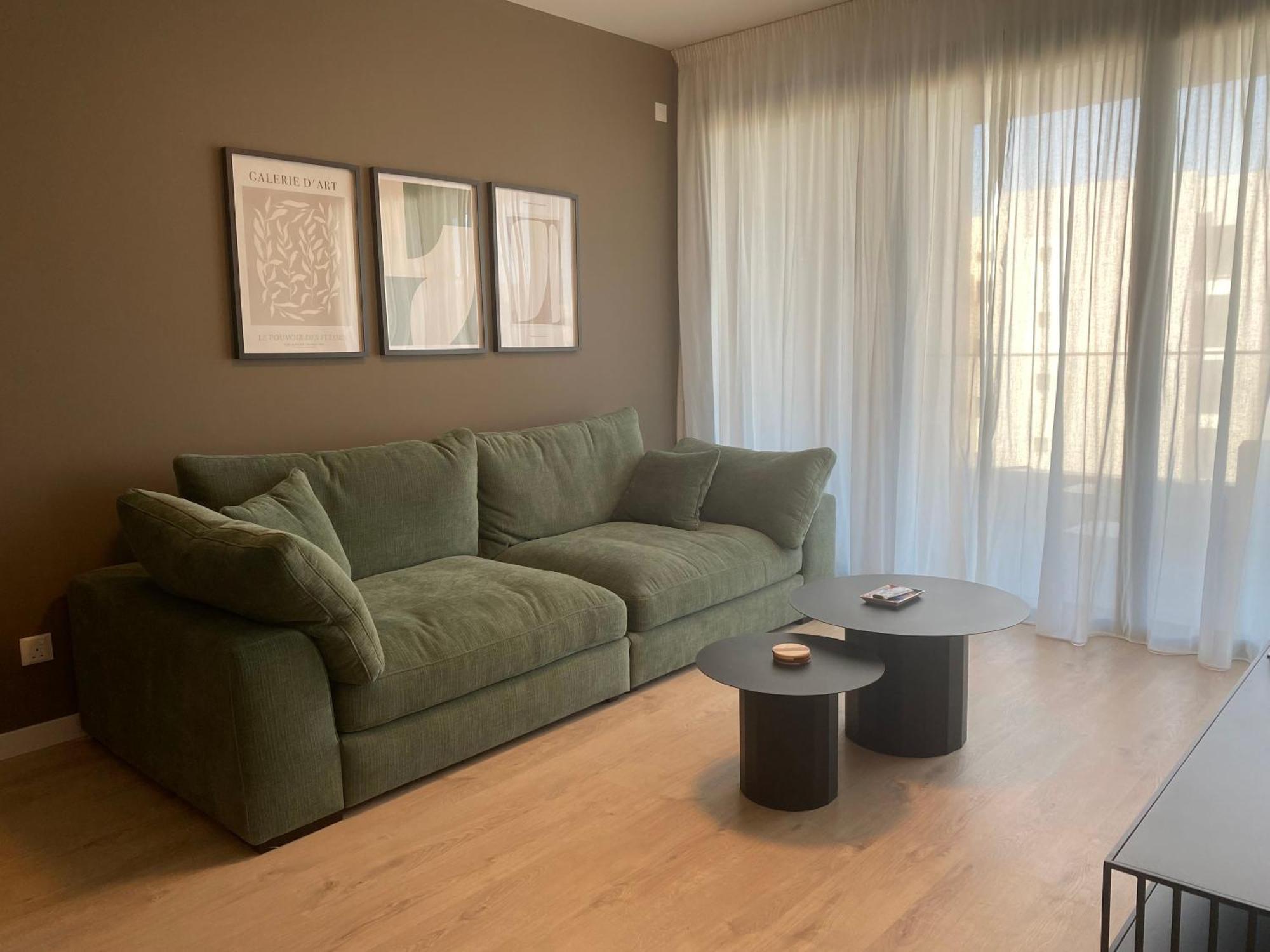 Sunset Gardens - Holiday Apartments - By Tlv Living リマソール 部屋 写真